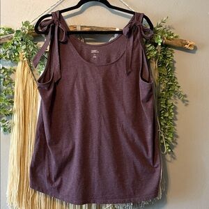 Market & Spruce Heathered Purple Top